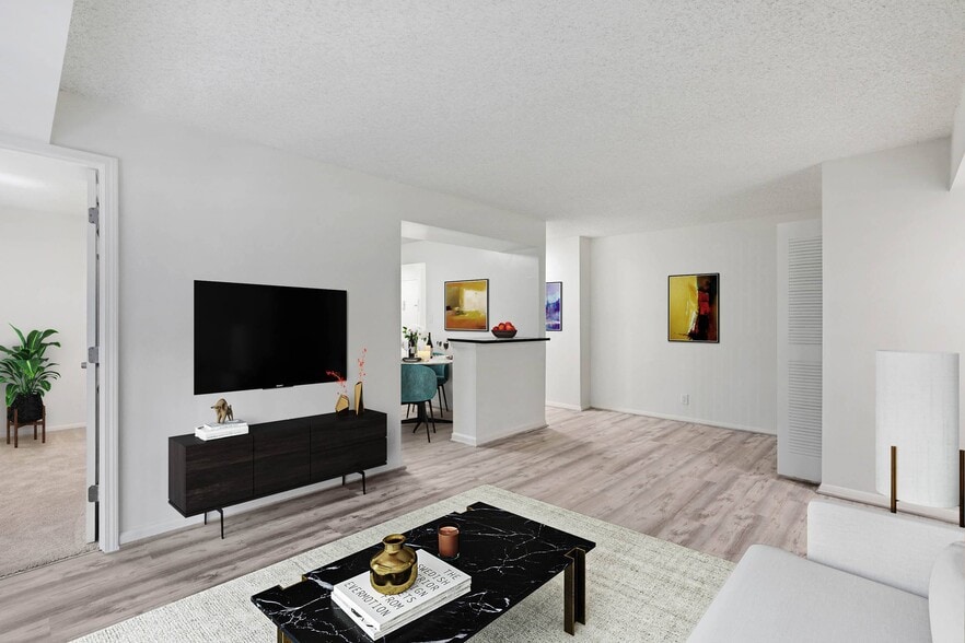 Building Photo - Vistas of Annandale