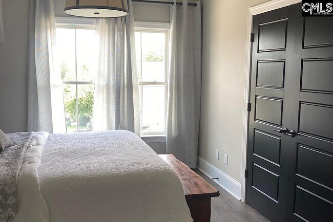 Building Photo - 821 Harborside Ln