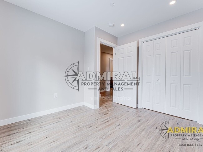 Building Photo - 3 Strafford Rd