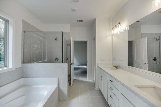 Building Photo - 230 Blue Dragon Dr