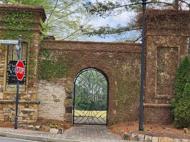 Building Photo - 633 Stickley Oak Way