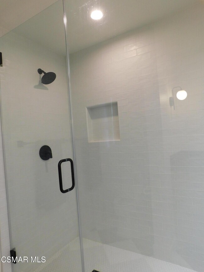 Building Photo - 30024 Quail Run Dr