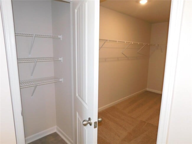 Building Photo - 2514 Acacia Walk