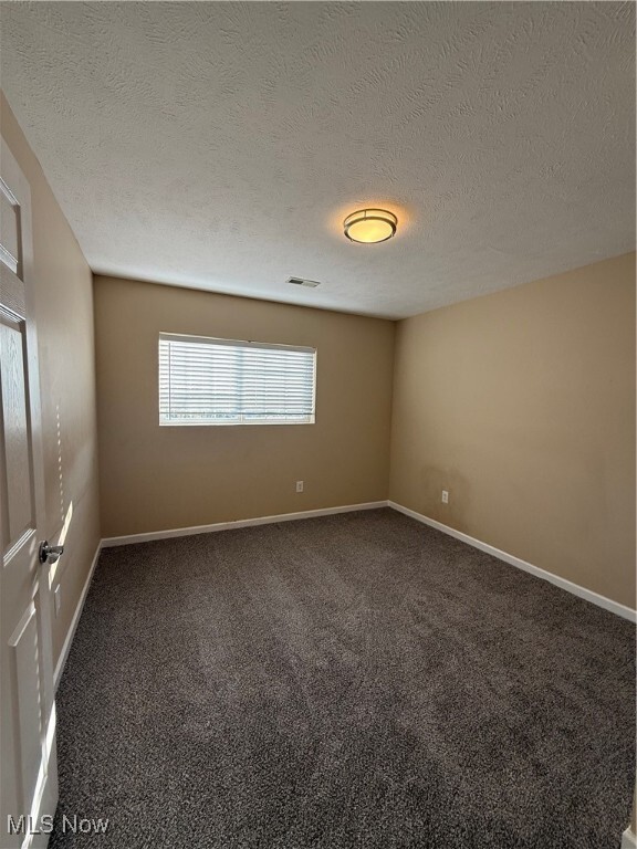 Building Photo - 950 Croghan Way