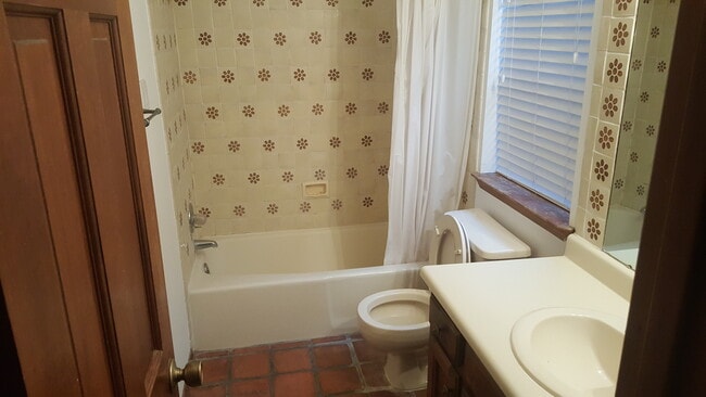 Building Photo - Townhouse Sandia Heights