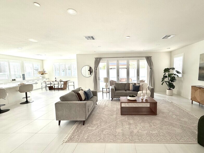 Building Photo - 10662 Senna Wy