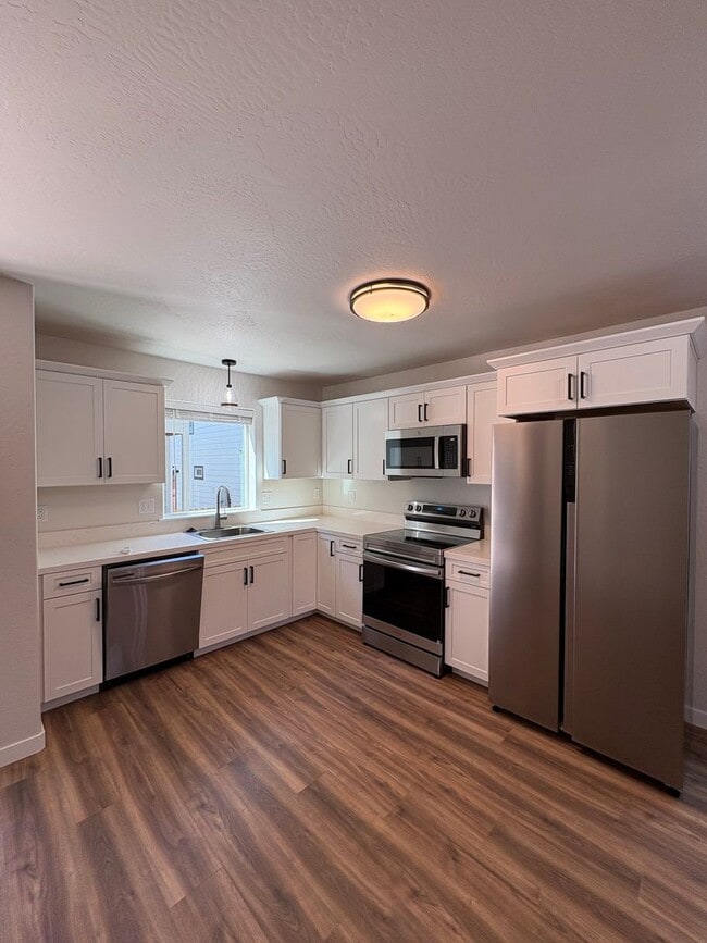 Building Photo - New Construction 3-bedroom, 2-bathroom Tow...