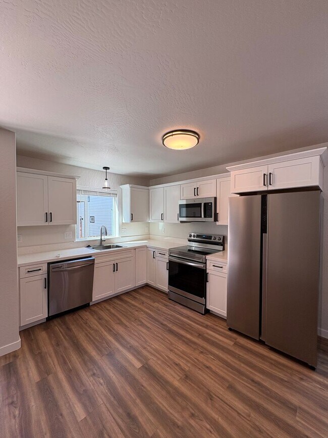 Building Photo - New Construction 3-bedroom, 2-bathroom Townhouse