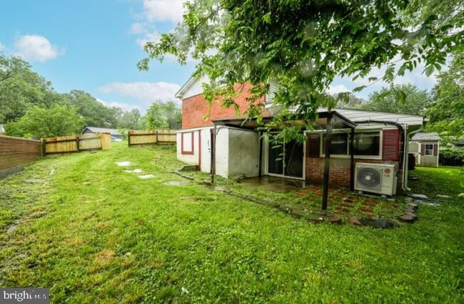 Building Photo - 3391 Bristol Ct