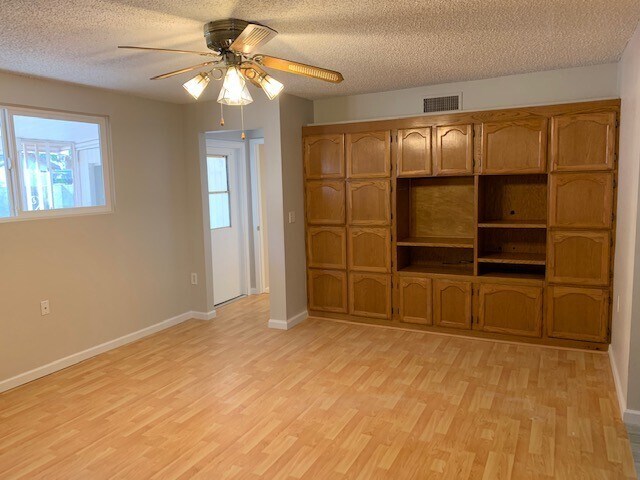 Building Photo - 452 S Solomon