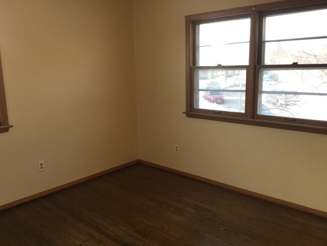 Building Photo - 9727 W Reichert Pl