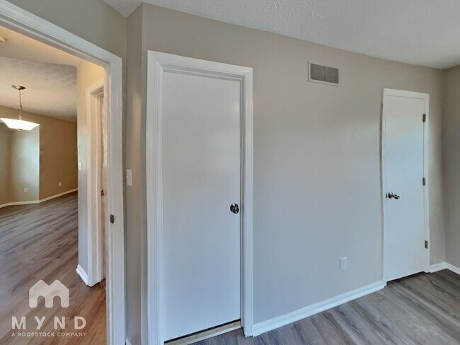 Building Photo - 3743 Lifford Ct