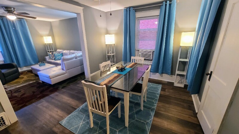 Building Photo - 191 Queen St