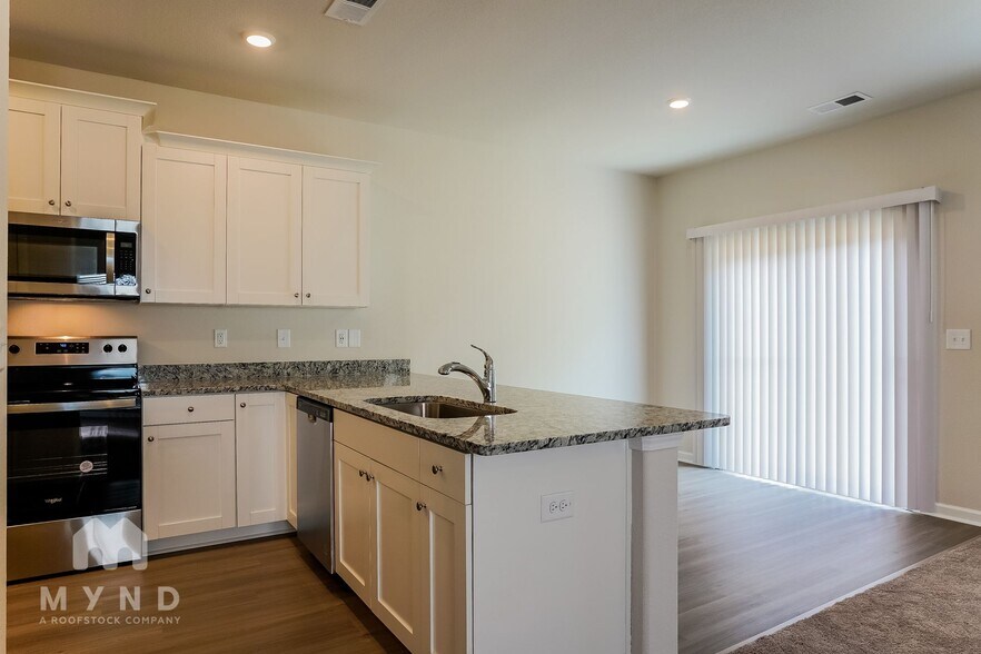 Building Photo - 124 Taverners Ln