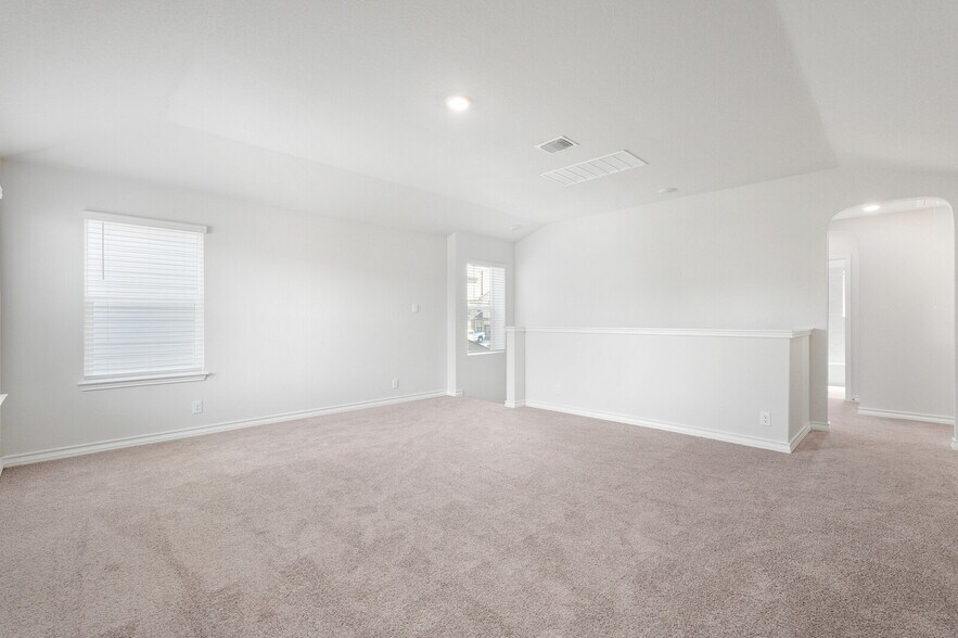 Building Photo - 12015 Topaz