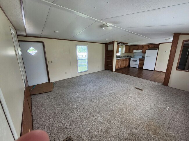 Building Photo - 111 Dawson Dr