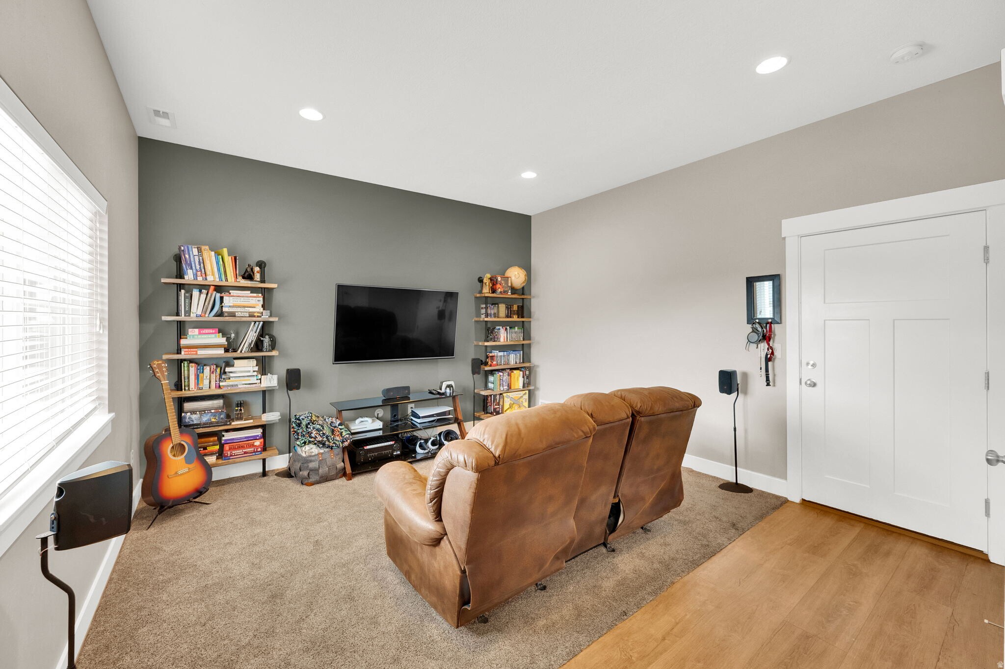 Building Photo - 67 S Walker Pl