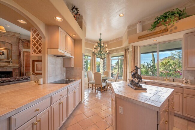 Building Photo - 10326 E Buckskin Trail