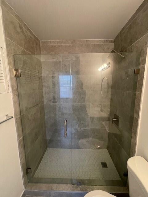 Building Photo - 411 SE 10th St