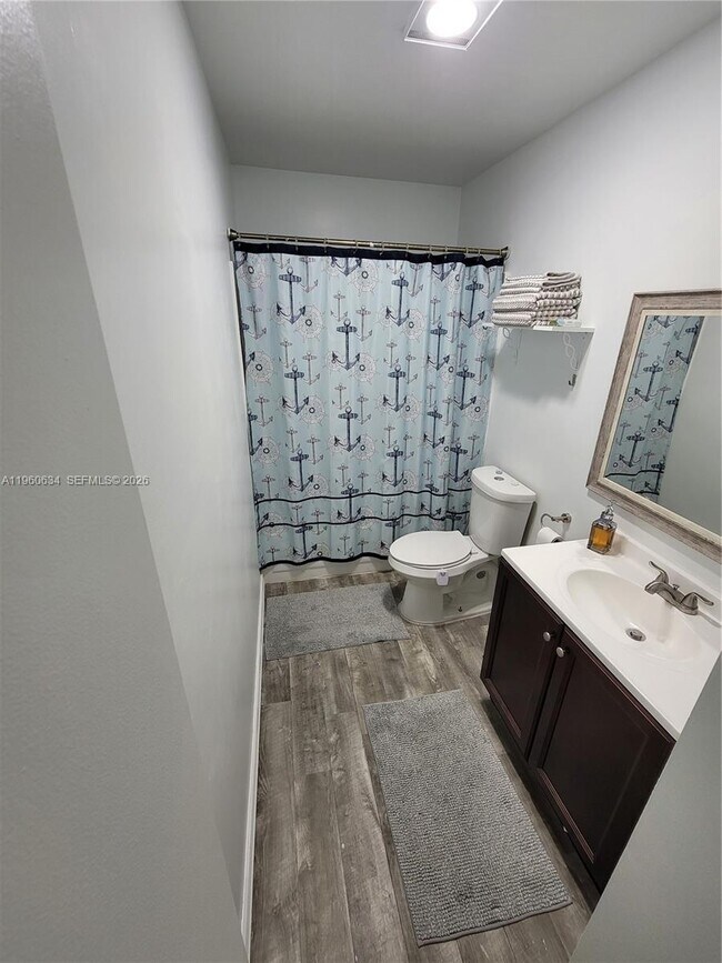 Building Photo - 1560 McKinley St