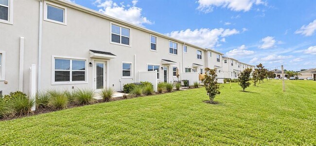 Building Photo - 161 Nine Iron Dr