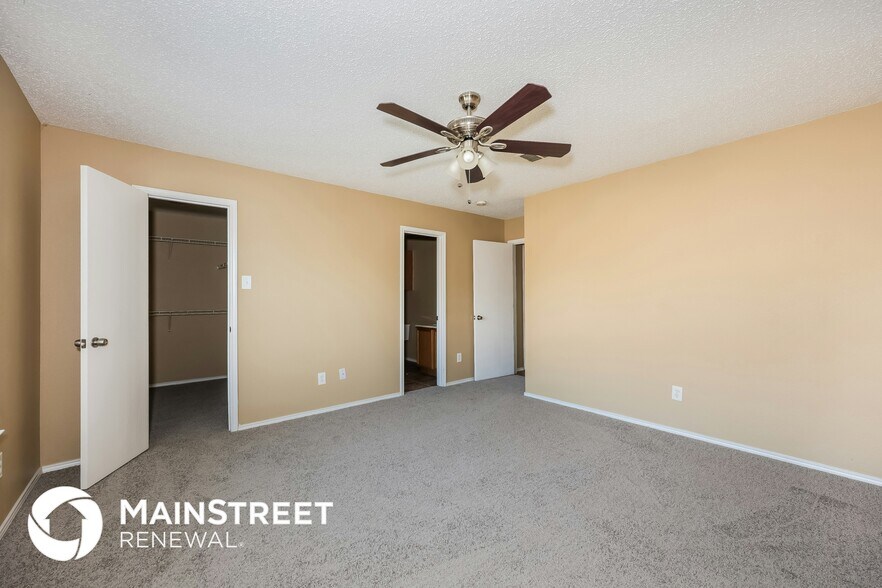 Building Photo - 9136 Whistlewood Dr
