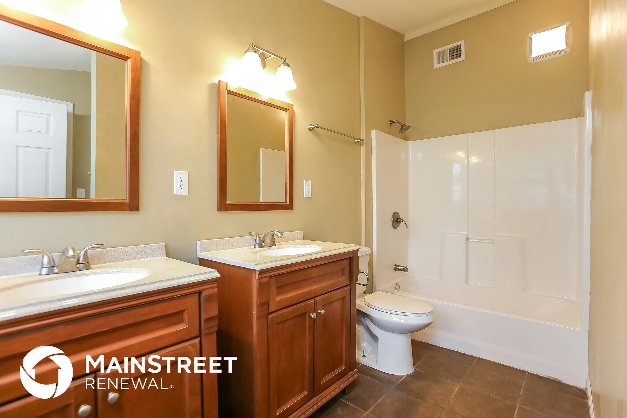 Building Photo - 5612 N Euclid Ave