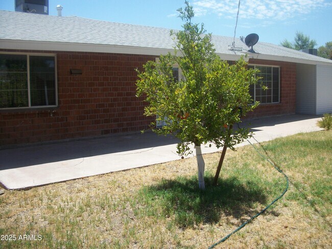 Building Photo - 3938 W Marlette Ave