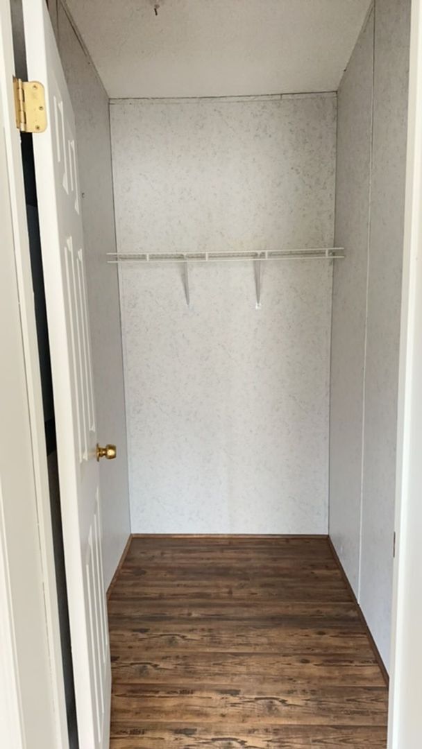 Building Photo - 502 Wagon Wheel Rd