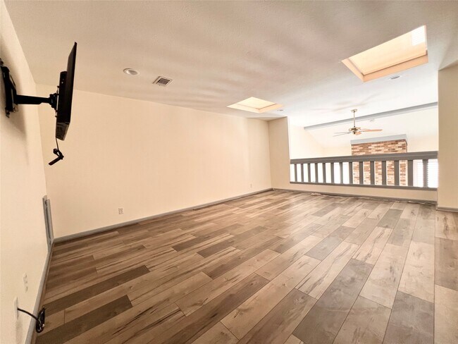 Building Photo - 727 Bunker Hill Rd