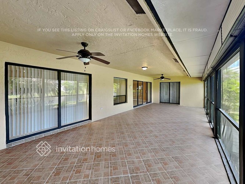 Building Photo - 8693 Eagle Run Dr