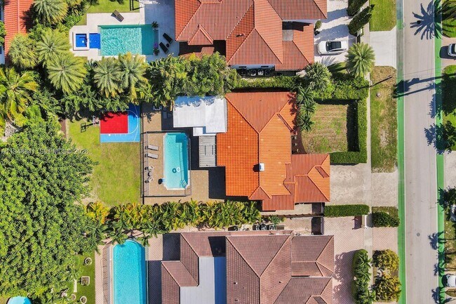 Building Photo - 3757 Prairie Ave