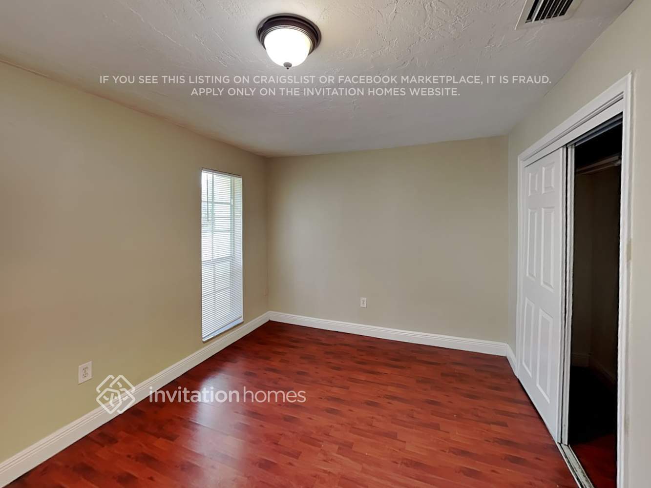 Building Photo - 8659 Sheraton Dr