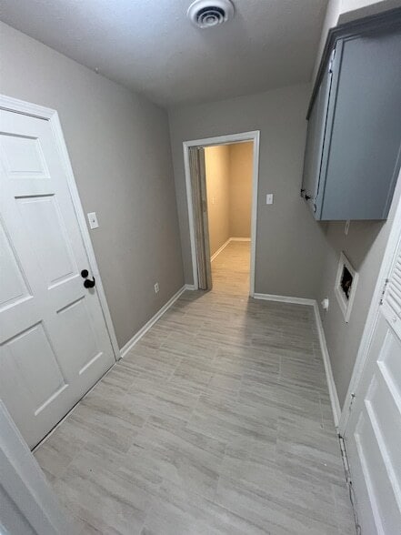 Building Photo - 5159 Longmeadow Cove