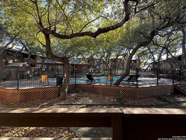 Building Photo - 10955 Wurzbach Rd