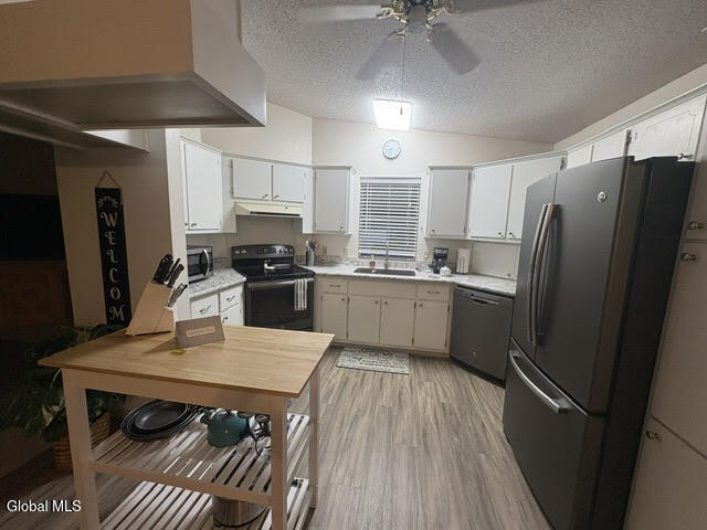 Building Photo - 932 Chula Ct
