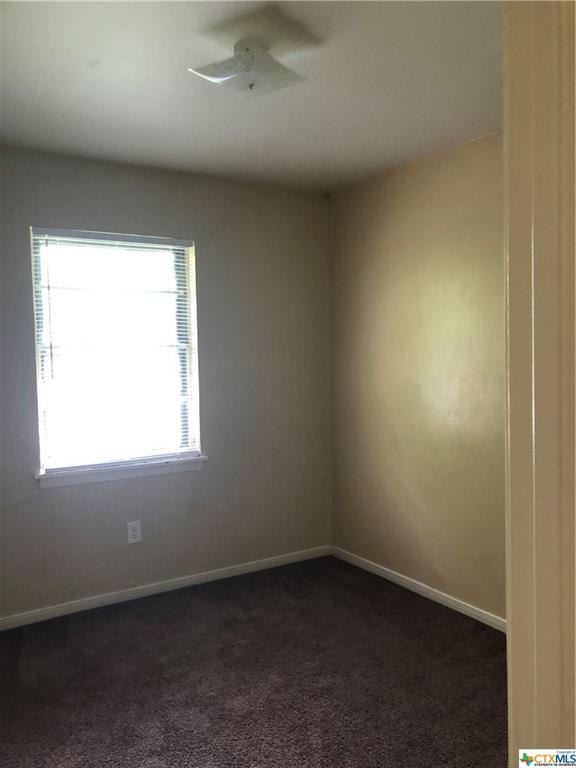 Building Photo - 104 Bybee Ct