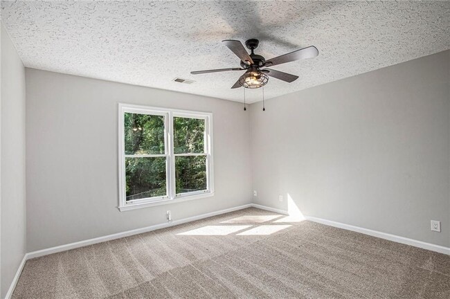 Building Photo - 390 Waverly Hall Cir