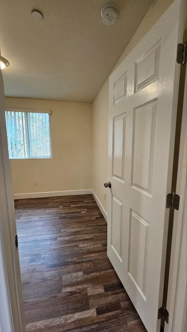 Building Photo - 23(1456,1458)