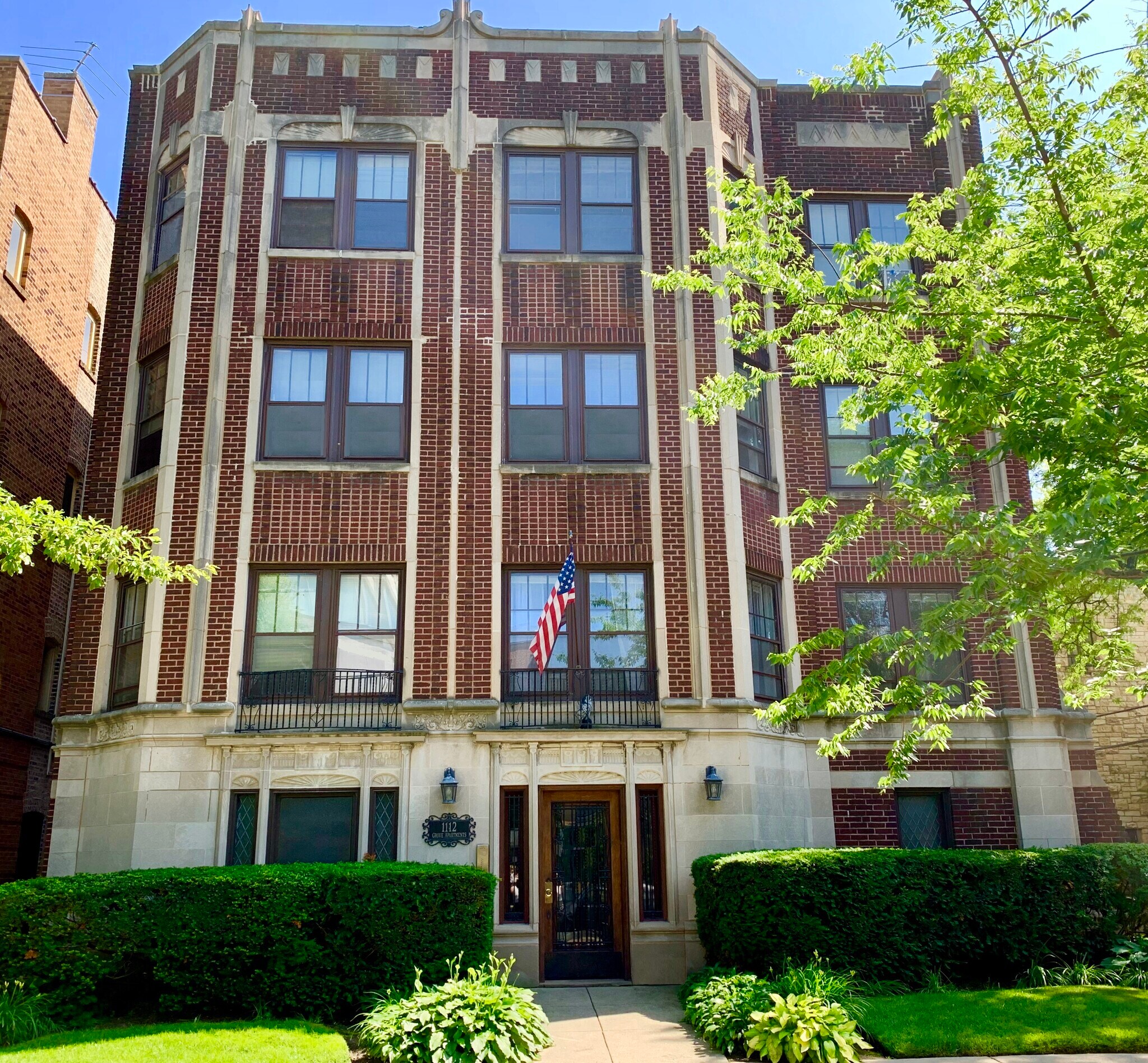Building Photo - 1112 Grove St