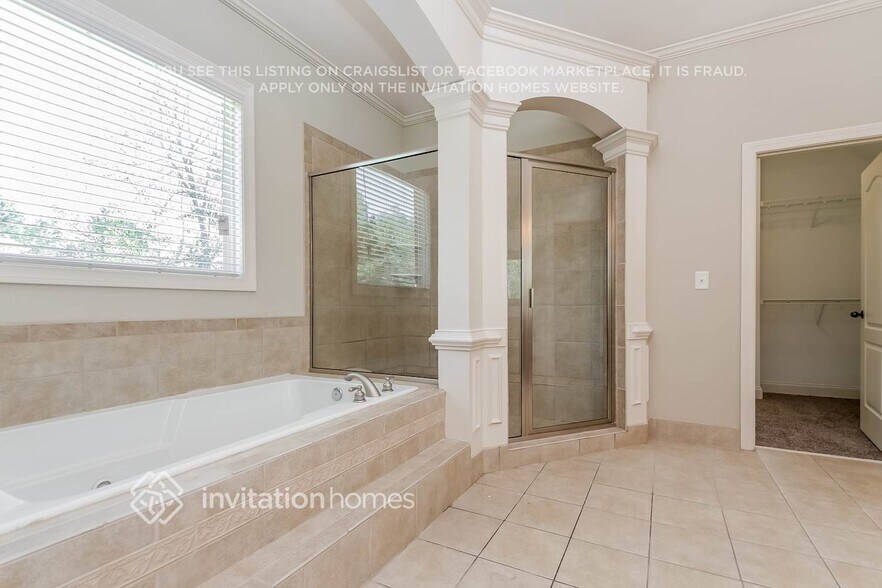 Building Photo - 3760 Raven Wood Chase