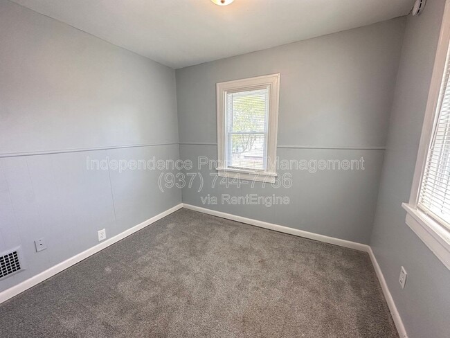 Building Photo - 1020 Walnut Hill Pl