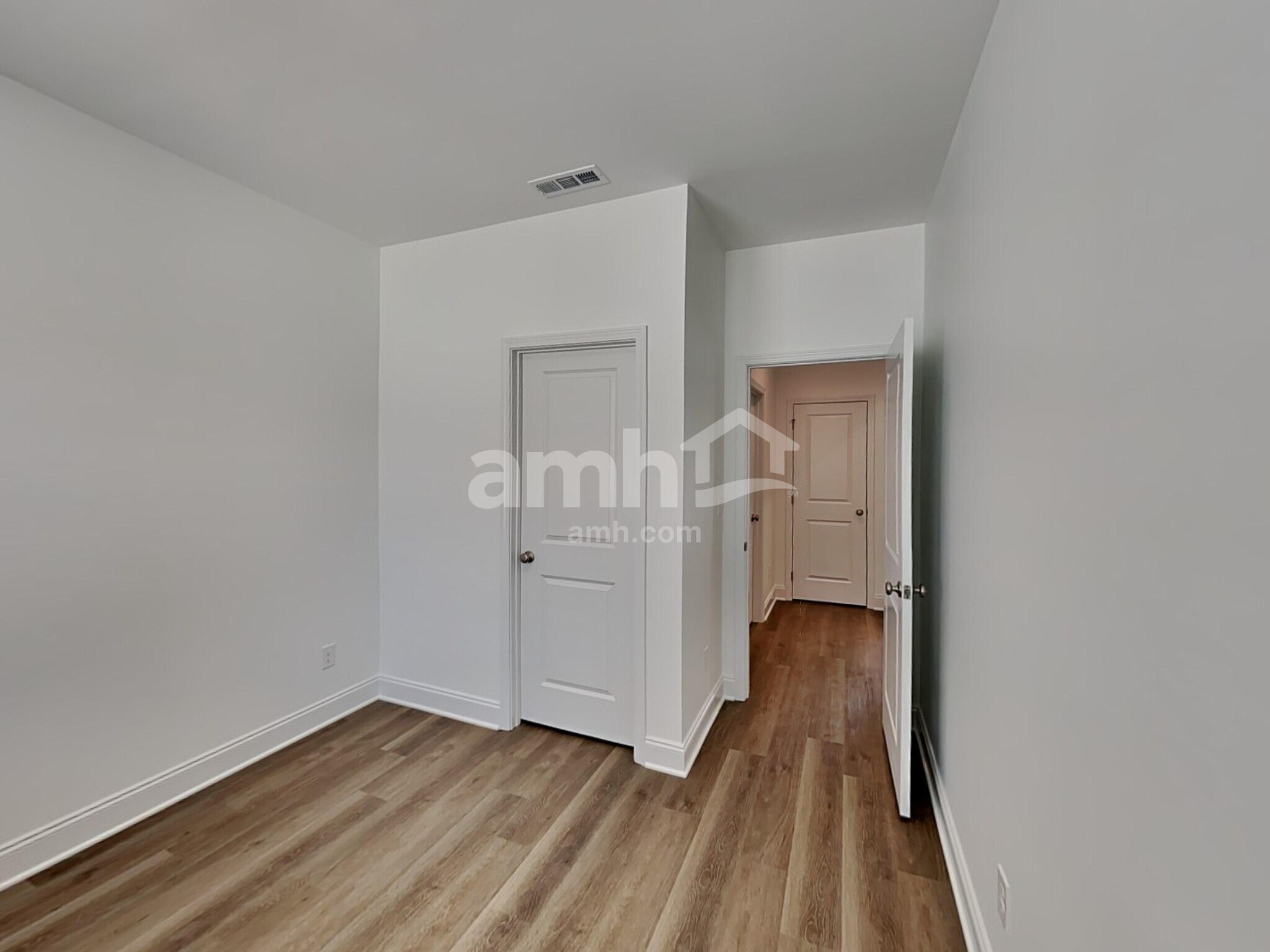 Building Photo - 243 Marin Dr