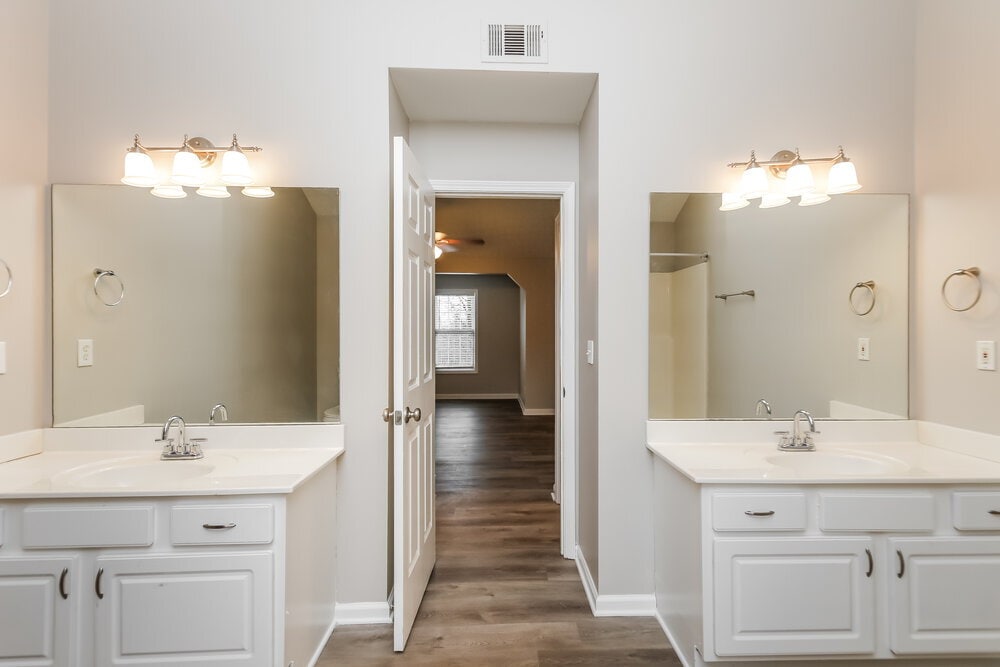 Building Photo - 2662 Rainbow Creek Dr