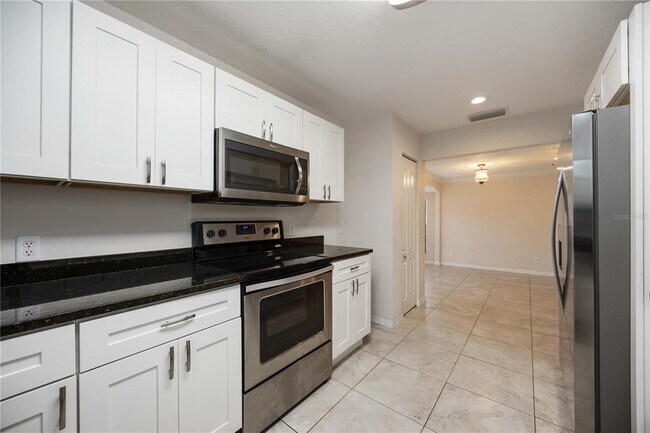 Building Photo - 4148 Lancaster Dr