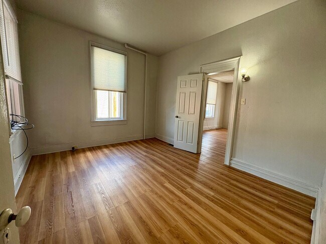Building Photo - 551 W Philadelphia St