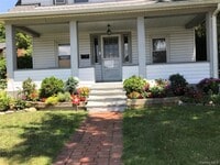 Building Photo - 15 Maple Grove St