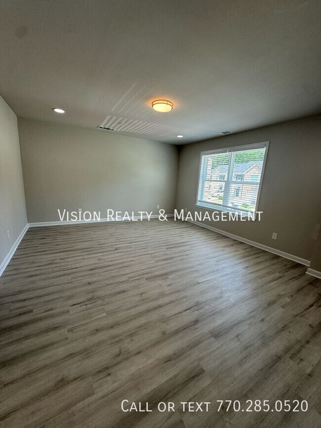 Building Photo - 8330 Triple Crown Dr