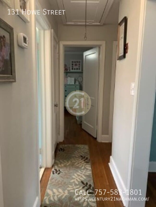 Building Photo - 131 Howe St