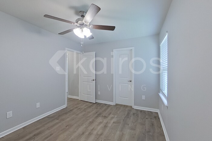 Building Photo - 200 Yardley Ct